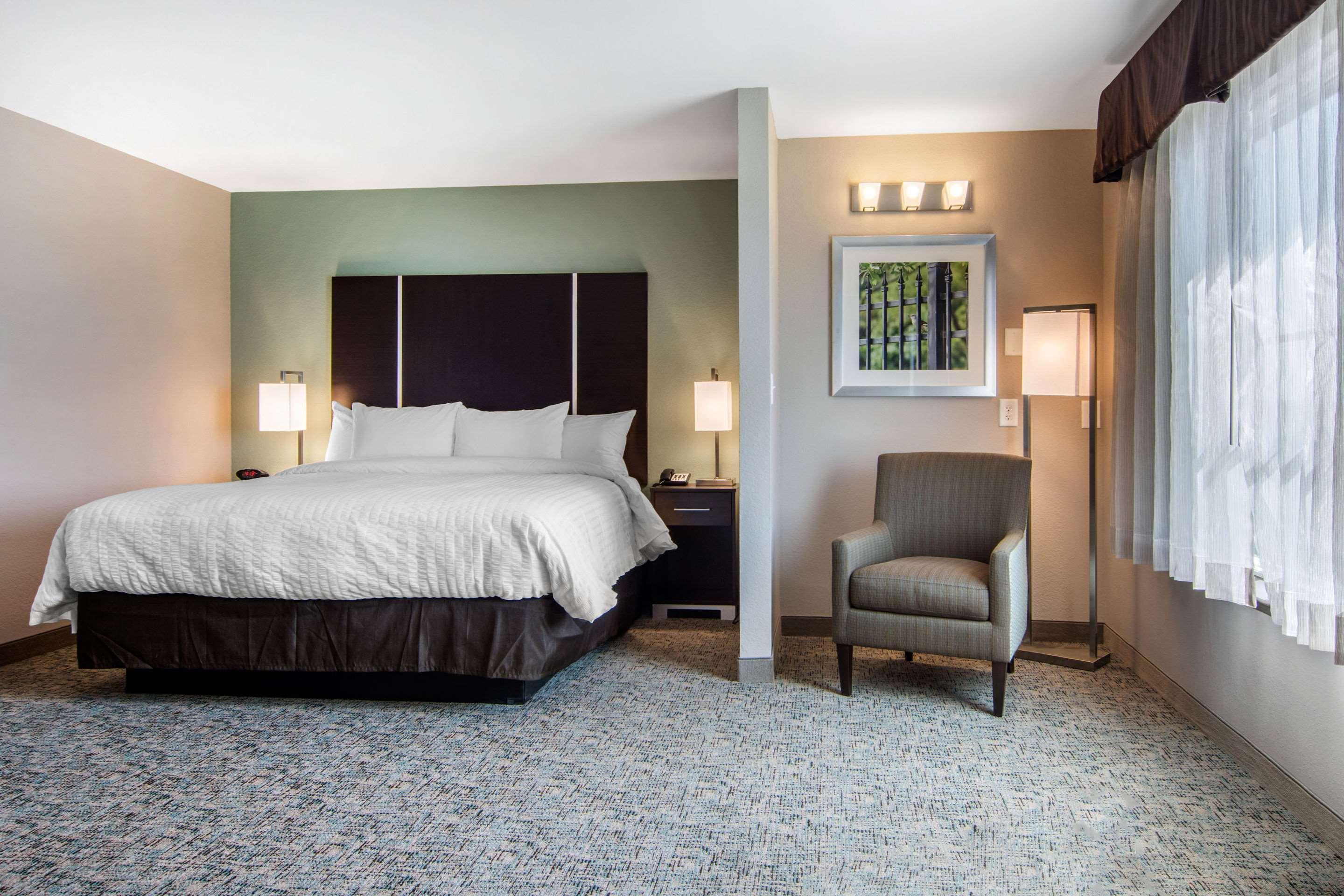 Clarion Inn & Suites Atlanta Downtown Exteriér fotografie